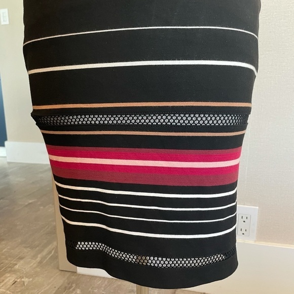 White House Black Market Midi Pencil Skirt - Picture 3 of 7